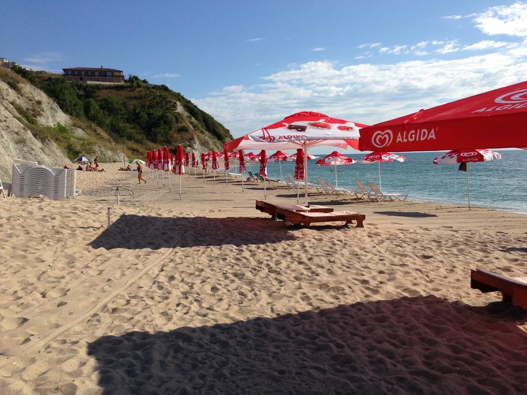 Hotel Moskoiani Byala  Exterior photo