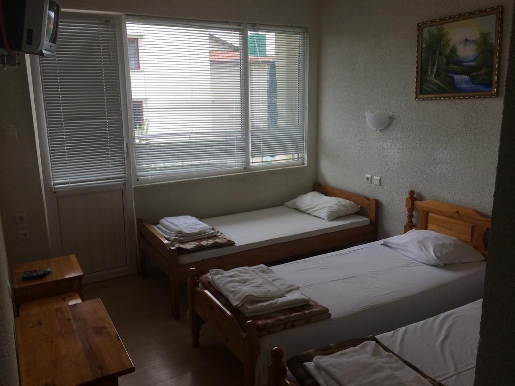 Hotel Moskoiani Byala  Room photo